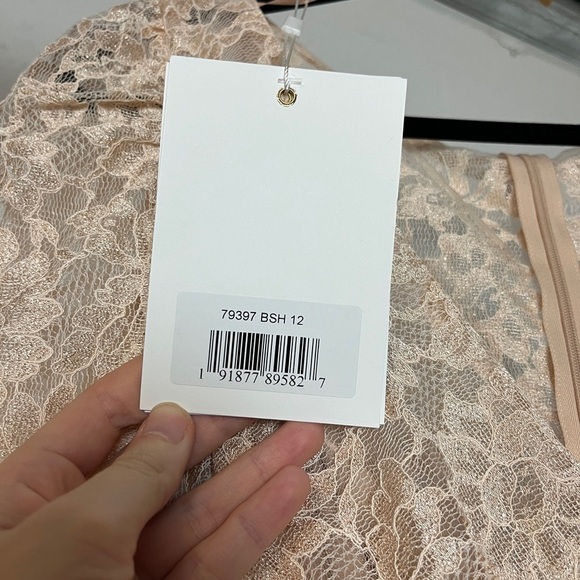 Mac Duggal 79397 Lace Long Sleeve V Neck Embellished Gown - Picture 13 of 14